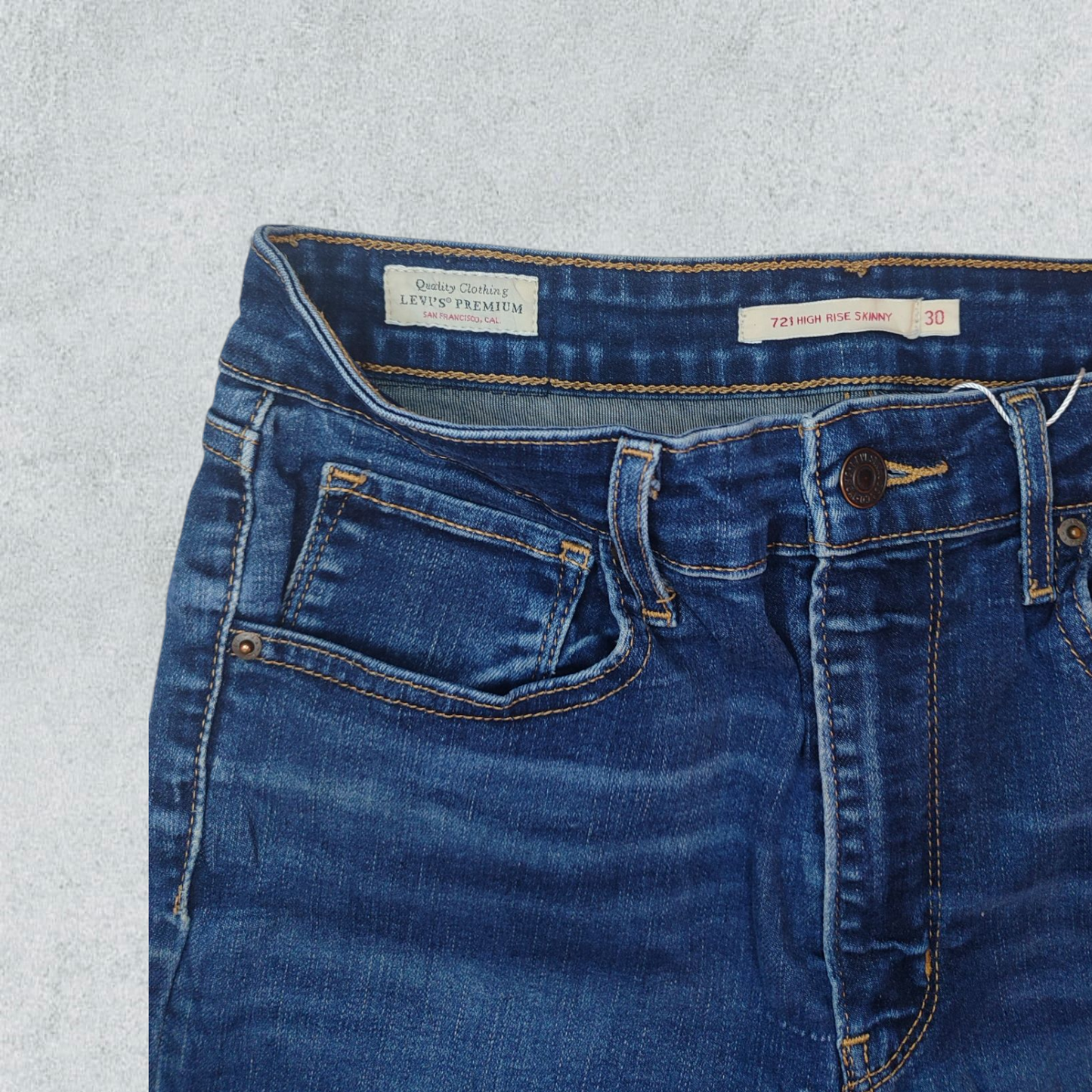 Levi's 721 Women's High Rise Skinny Jeans Size - NABE vintage