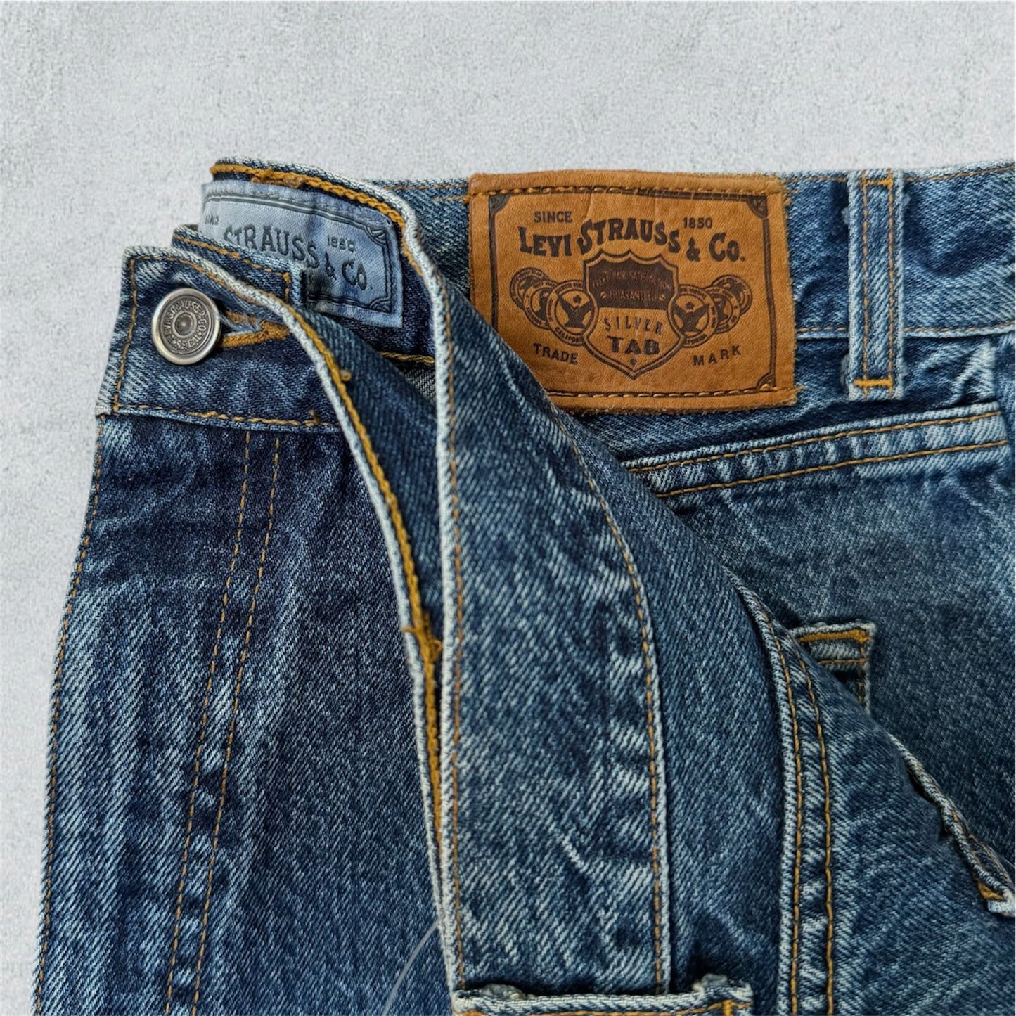 Short Jean Levi's Vintage 726 - NABE vintage