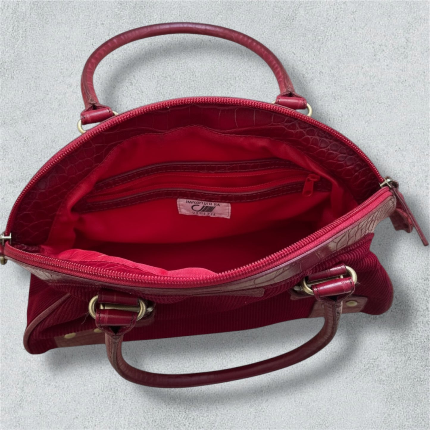 Vintage burgundy bag in ribbed fabric and crocodile-effect leather