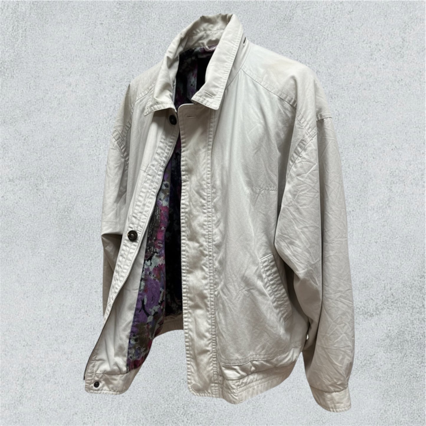 Beige Wind Jacket With Colored Inside