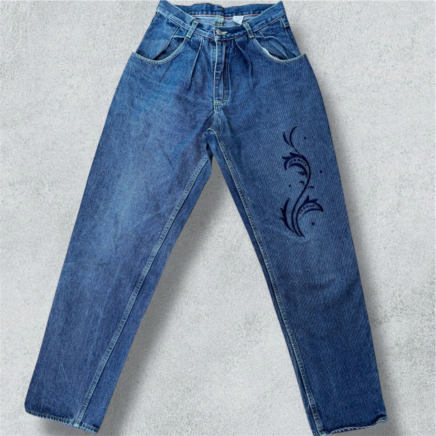 High Waist Jeans With Embroidery – Noir sur Blanc Paris - NABE vintage