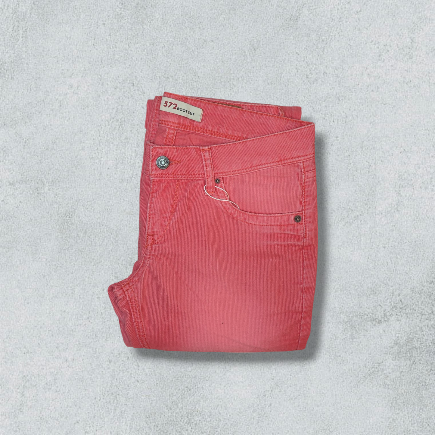 Genuine Levi's Pink Corduroy Women's Pants  572 BOOT CUT - NABE vintage