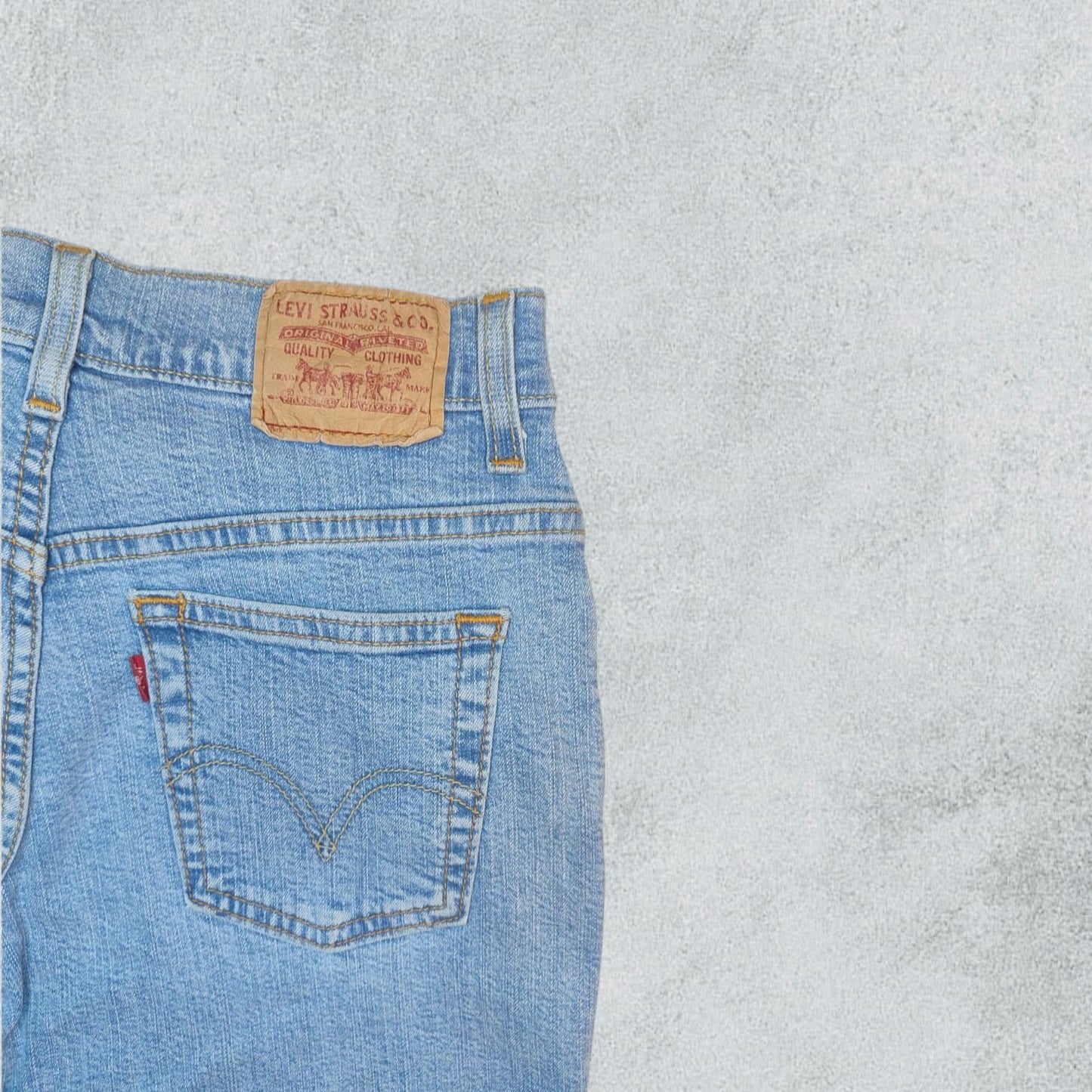 Levis 550 Relaxed Fit / Light High Waist Stretch Denim Bootcut Jeans - NABE vintage