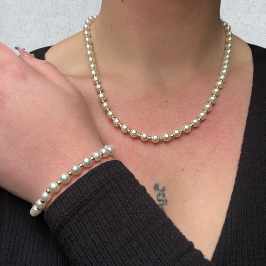 Classic Pearl Necklace & Bracelet Set