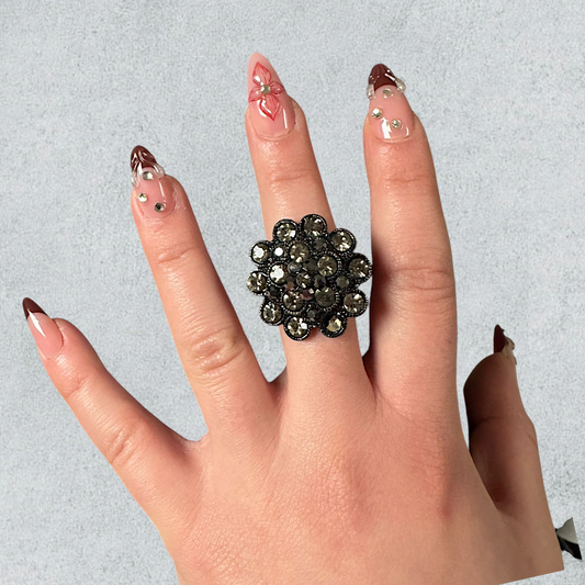 Floral Ring with Black Crystals