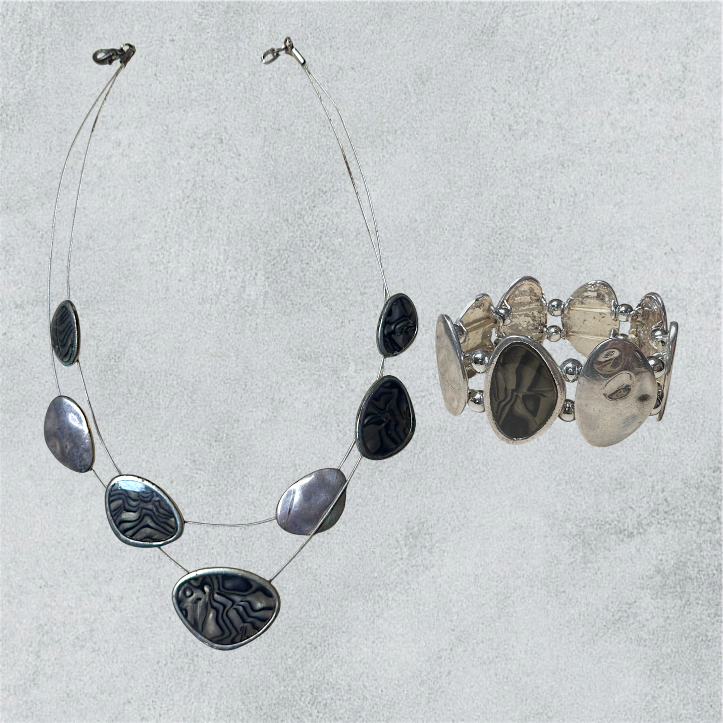 Silver Disc Necklace & Bracelet Set