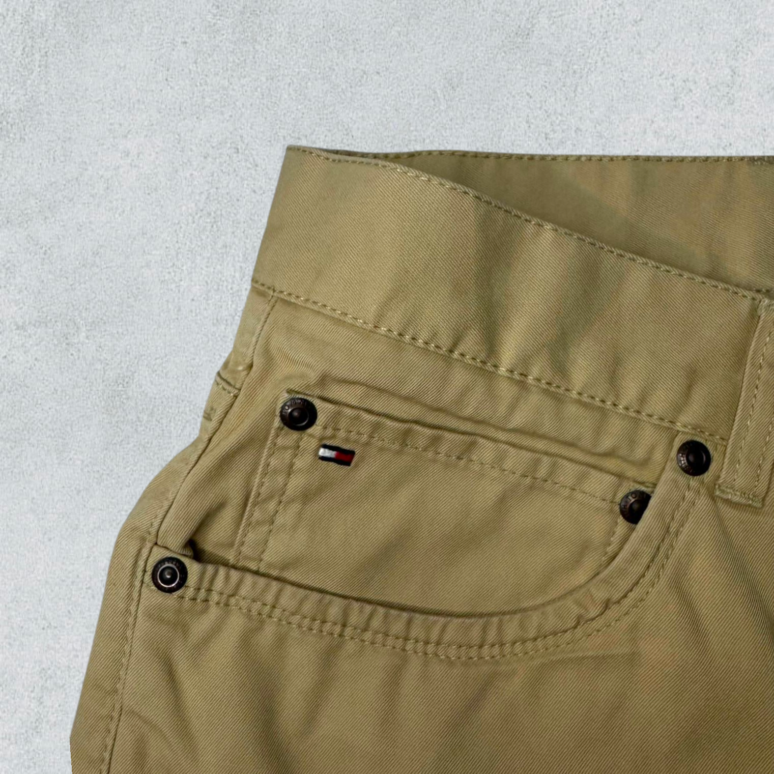 Tommy Hilfiger Beige Chino - NABE vintage