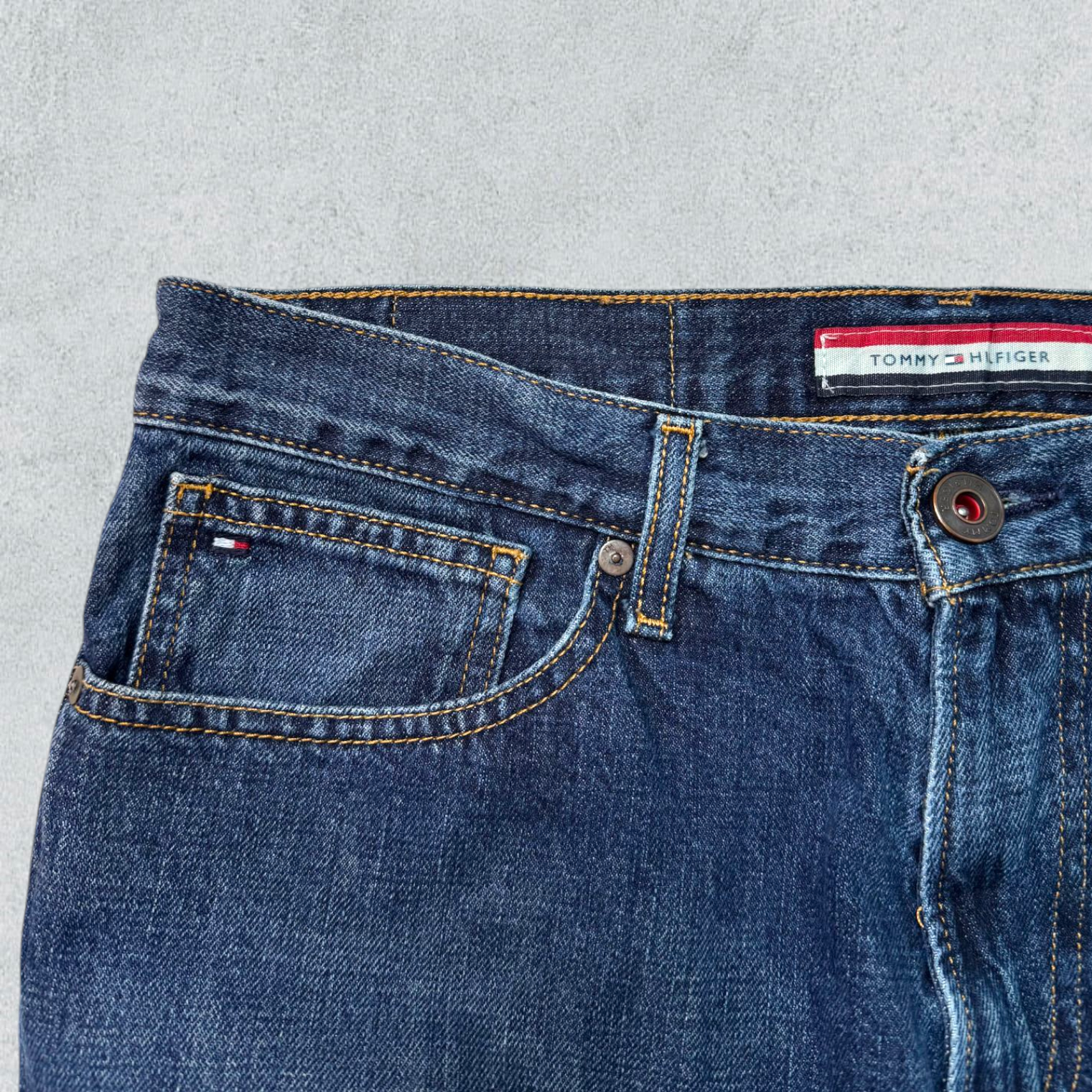 Tommy Hilfiger Straight Leg Jeans Blue - NABE vintage