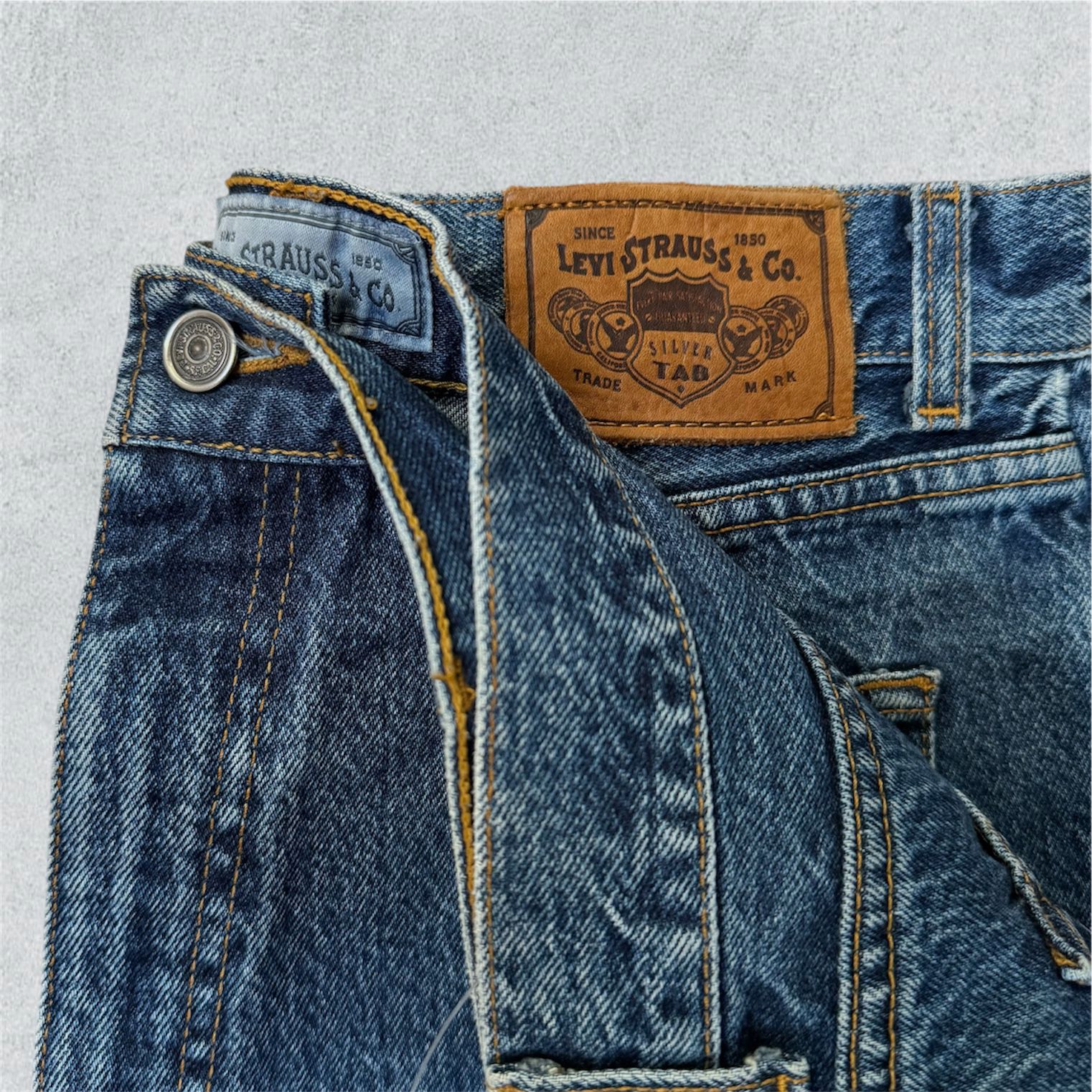 Short Jean Levi's Vintage 726 - NABE vintage